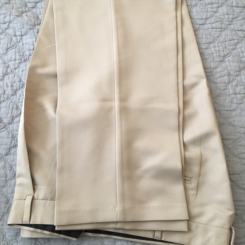Kakhi Dockers Pants